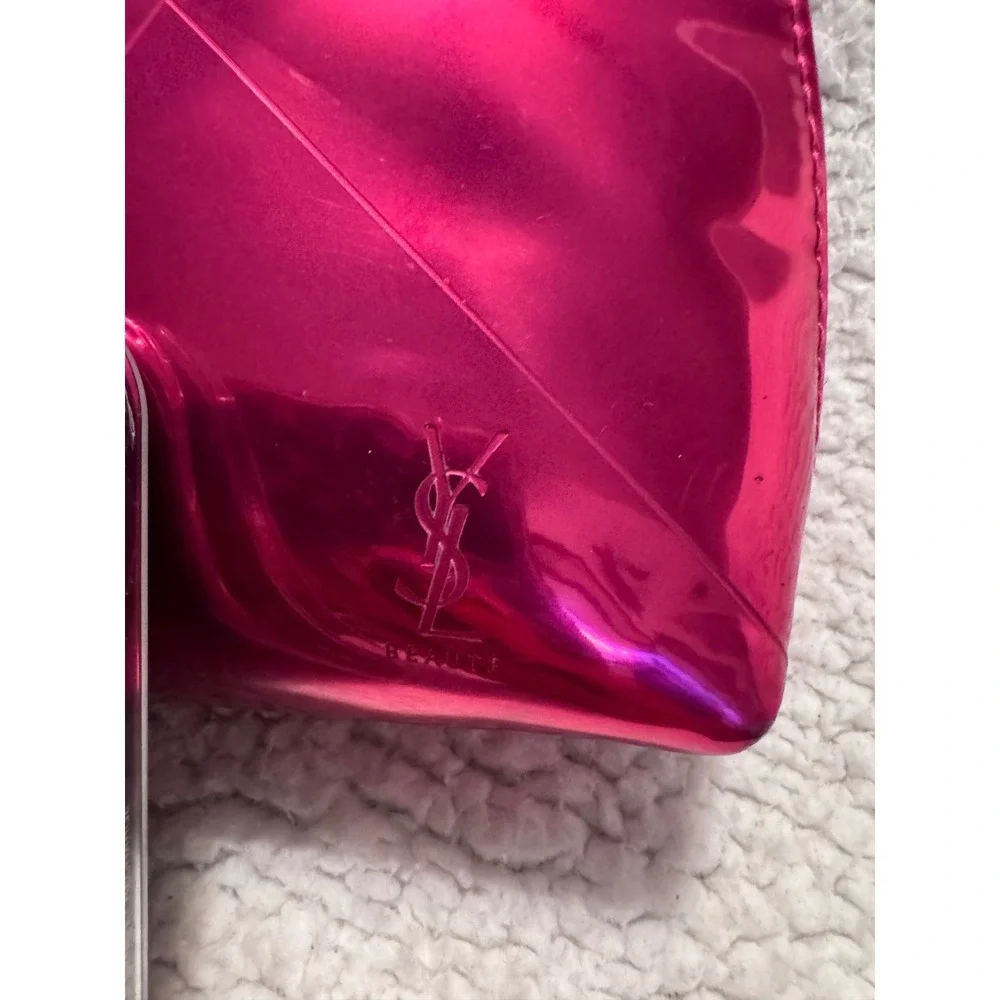 Saint Laurent x Happy Plugs Leopard Lightning Cable & Pink YSL Beauté Pouch Set